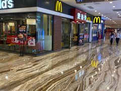 门面-麦当劳(新世纪环球中心店)