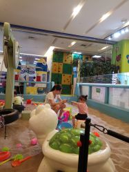 -孩之岛亲子乐园(喜盈门.范城店)