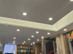 -粤盛海鲜平价店(洛溪食街店)