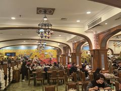大堂-清真·玛丽亚新疆菜主题餐厅(浙江中路店)