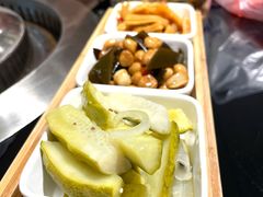 自制小菜拼盘-灶座小锅烀饼·铁锅炖(全国总店)