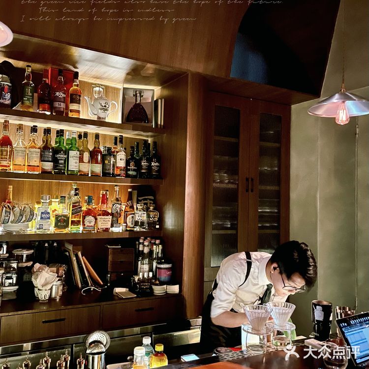 成都探店|快来探寻古堡酒吧的神奇秘密🕍