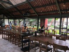 -喜洲吧·江畔老船厂·庭院餐厅(喜临院店)