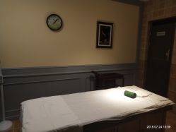 -静博士养生美容连锁