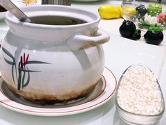 -汤山温泉房车营地 茶温泉