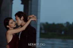 -至臻微拉婚纱摄影