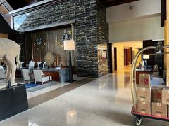 -三亚湾海居铂尔曼度假酒店