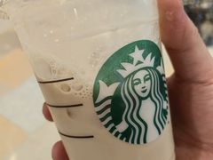 冰雪芝士拿铁和红茶咖啡鸳鸯-星巴克臻选(华堂·新辰汇店)