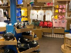 -熊猫屋(宽窄巷子景区店)