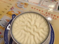 -广信牛奶甜品世家(台东店)