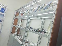 -无奔眼镜·蔡司·依视路授权店(马家堡店)