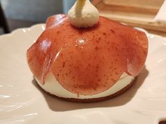 -VERIE BAKEHOUSE