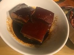 东坡肉-弄堂里(万联城店)
