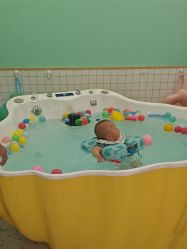 -Pony Baby宝尼婴幼儿游泳SPA馆