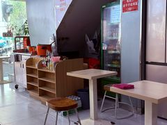 -石贝妮黑皮牛杂(台北路店)
