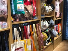 -九木杂物社(新奥购物中心店)