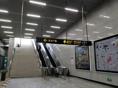 -四川北路(地铁站)