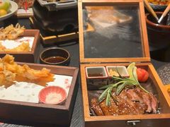 -花潮料理艺食馆(成都万象城店)