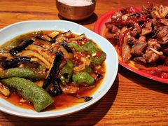 -柴窝堡22号辣子鸡·传承新疆菜