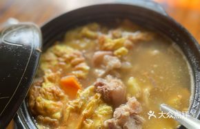 Braised Pork Trotter with Vinegar