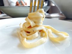 三文鱼芦笋奶油手工意面-BONAZZA 意大利餐厅