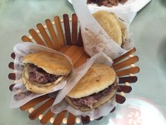-闫家驴肉老店(华电一校店)