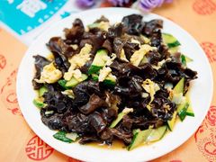 -贺记湘菜馆(东体育会路店)