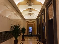 -乌兰湖畔草坪轻奢营地