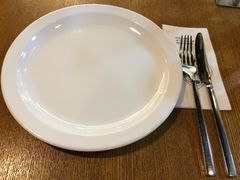 餐具摆设-Tube station站点比萨(王府井百货店)