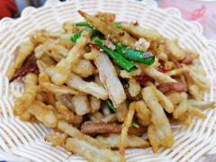 -江城燕子大排档(江汉路步行街店)