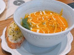 -Mark&Mars Restaurant