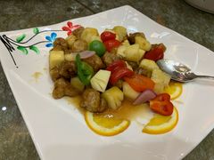 -东豪园林海鲜酒家(南港路辅路店)