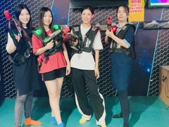 -嗨马乐动室内潮玩运动·团建·轰趴·桌游(南丰汇店)