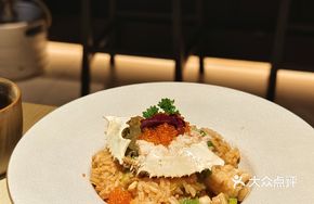 Crab Meat and Roe Stir-Fried Rice