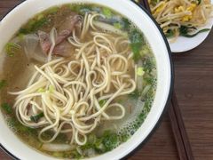 -德元兰州纯汤牛肉面