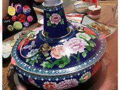 -毛辣果·贵州红酸汤牛肉火锅(西单店)