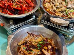 -昱龙大盆牛蛙馆(三兴街总店)