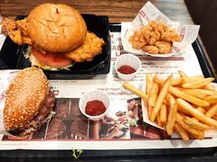 -The Habit Burger Grill 哈比特汉堡(世博店)