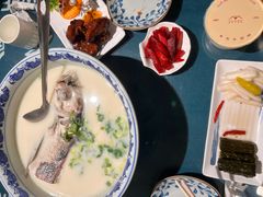 -南京金牛湖巨碗鱼头