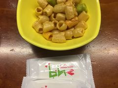 -BHC炸鸡(明洞总店)