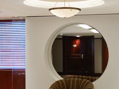 -深圳富苑皇冠假日套房酒店