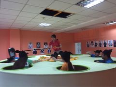 奔跑吧闪电撕名牌游戏-好玩工厂密室·鹅鸭杀·桌游拼豆电玩