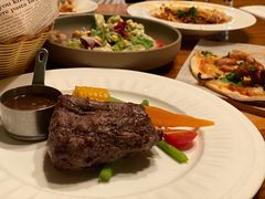 炭烤菲力牛排佐黑胡椒汁-秀·爱尔兰餐吧(上海路店)