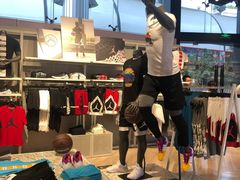 -Air Jordan(世贸天阶店)