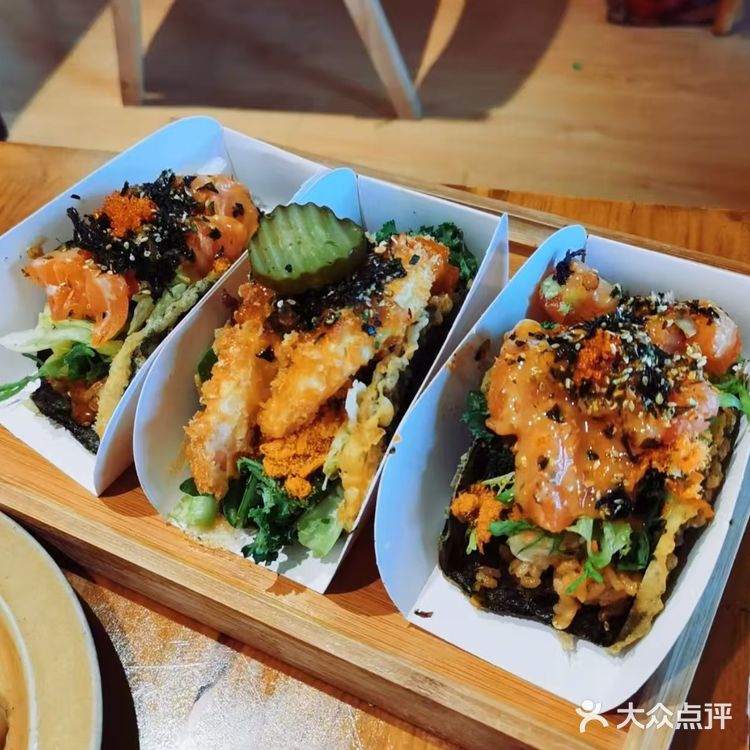 在沈阳，吃到了好吃的创意料理


料理门口排