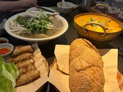 -大头虾越式风味餐厅(光明广场店)