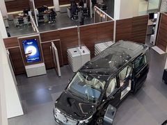 -浙江星杭奔驰4S店(海创园店)