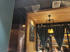 -杉杉奥特莱斯广场(哈尔滨店)