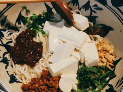 -蜗牛小馆醉乡民谣云南菜(惠新西里店)