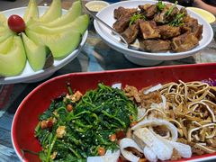 -小红鲸·海鲜餐厅(轸大路店)